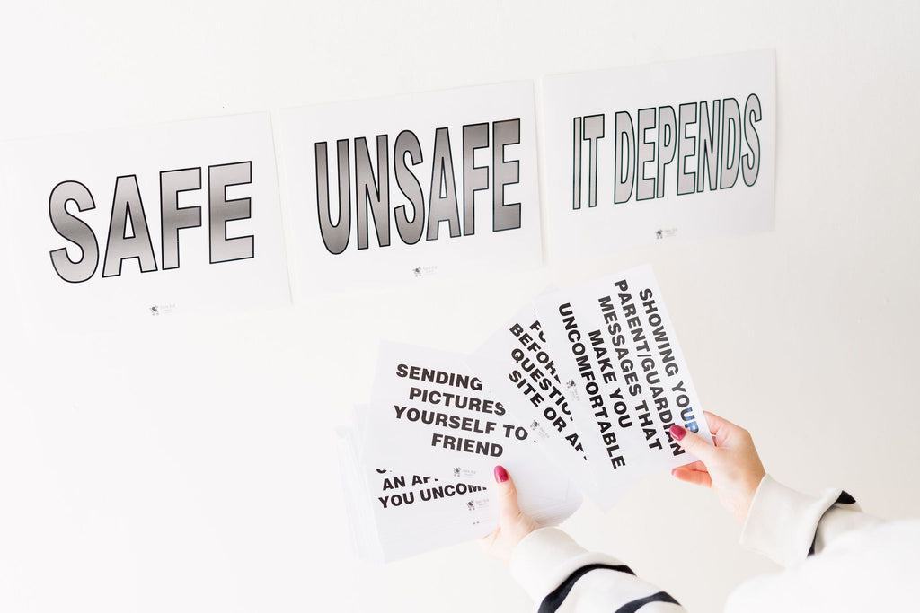 Digital Dangers: Safe or Unsafe, Activity Kit